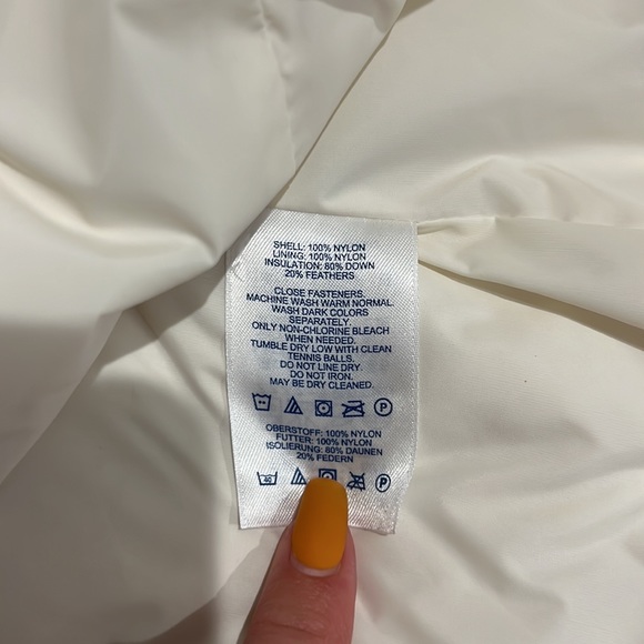 NWOT Lands End Off White Down Puffer Vest - Picture 4 of 4